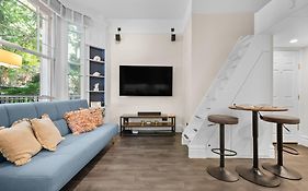 Vichy - The Hampstead Star | Prime Location